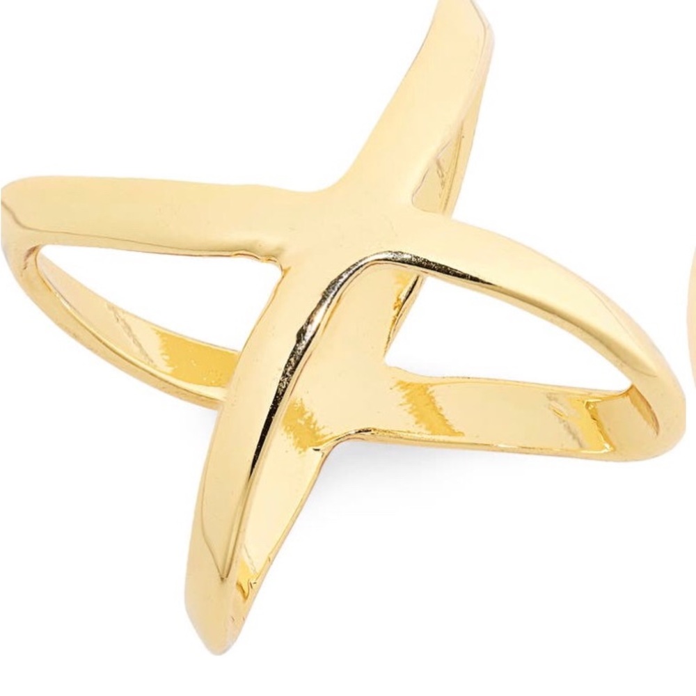 Crisscross Ring